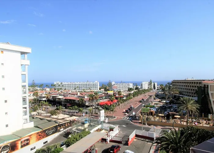 Fantastic Near The 公寓 *